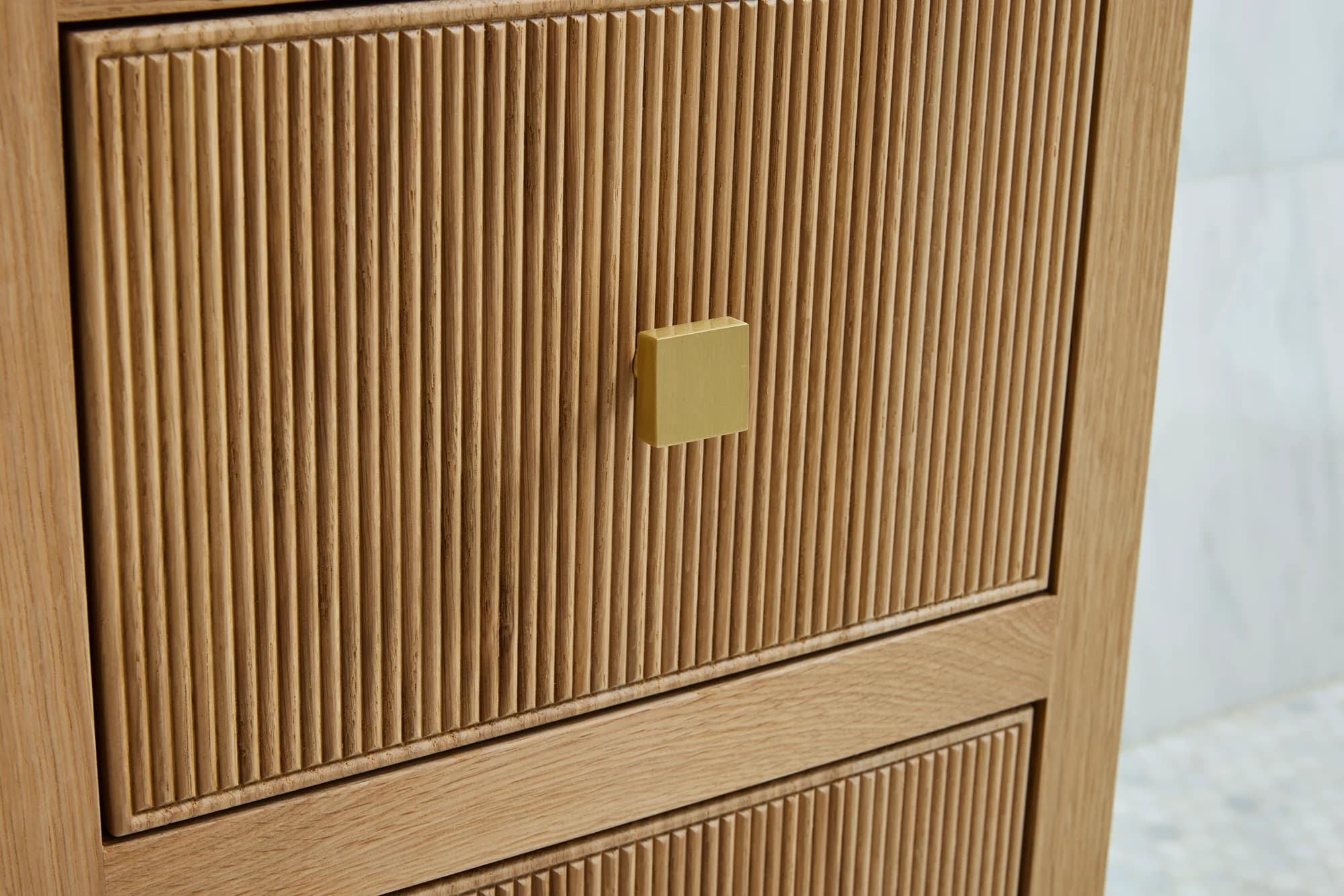 landscape 3x2 proj1 bathroom fluted detail 054