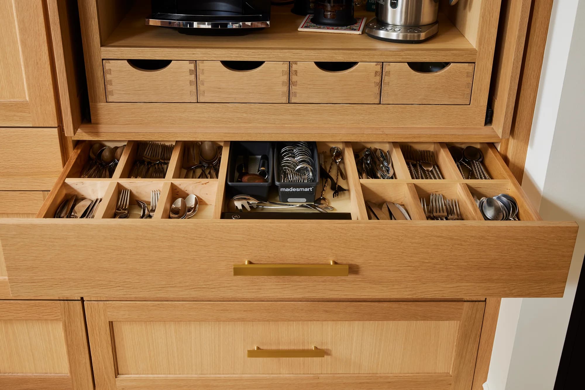 landscape 3x2 proj1 kitchen cutlery organizer 029