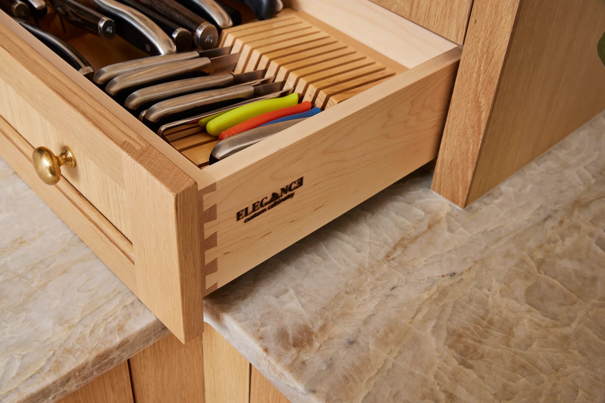 landscape 3x2 proj2 kitchen knife block drawer 024