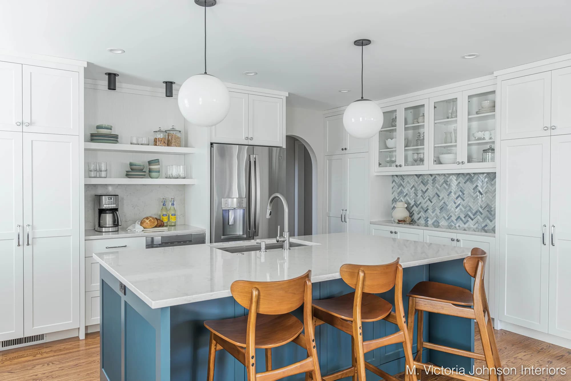 landscape 3x2 proj4 kitchen blue island 004