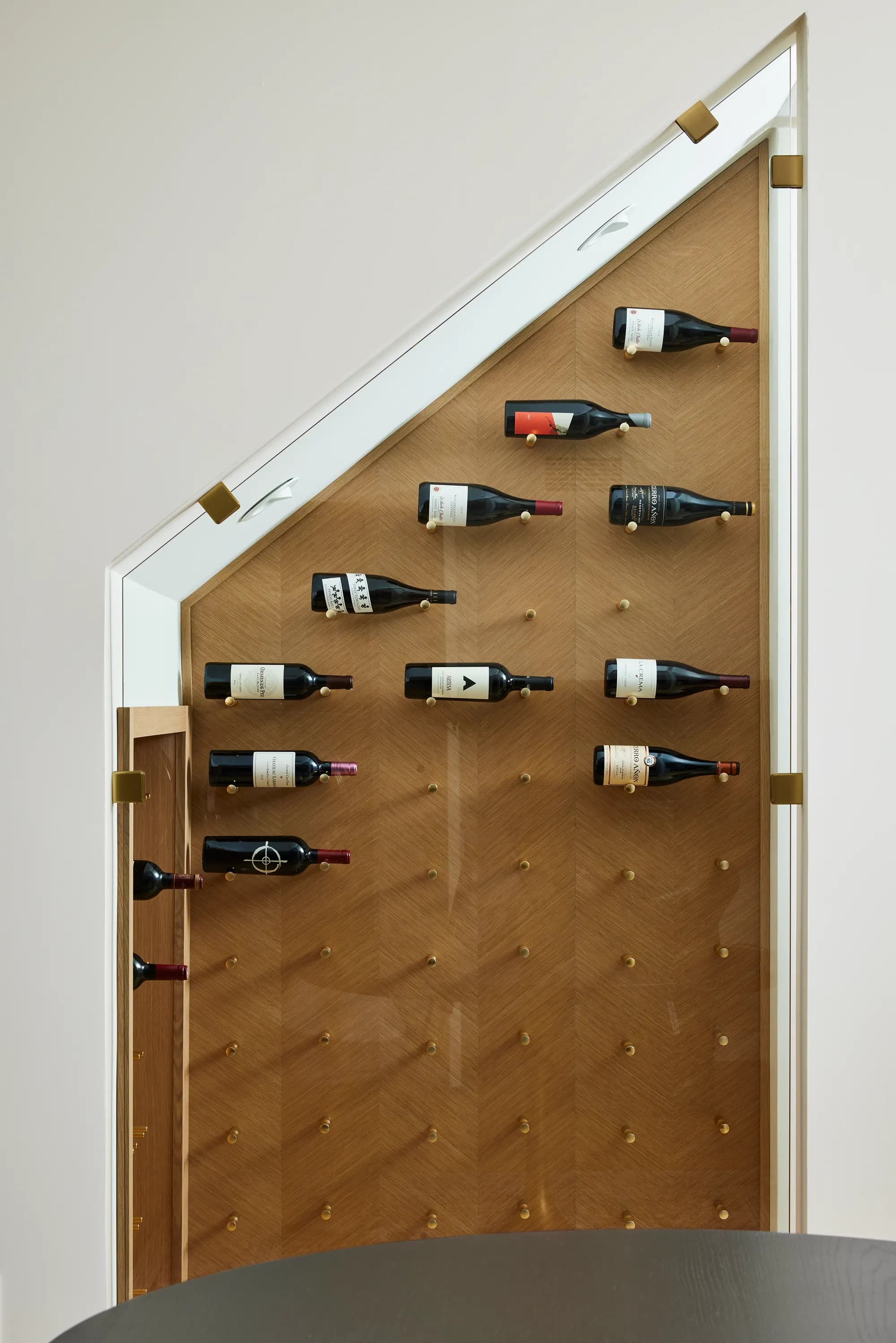 portrait 2x3 proj1 bar wine storage 022