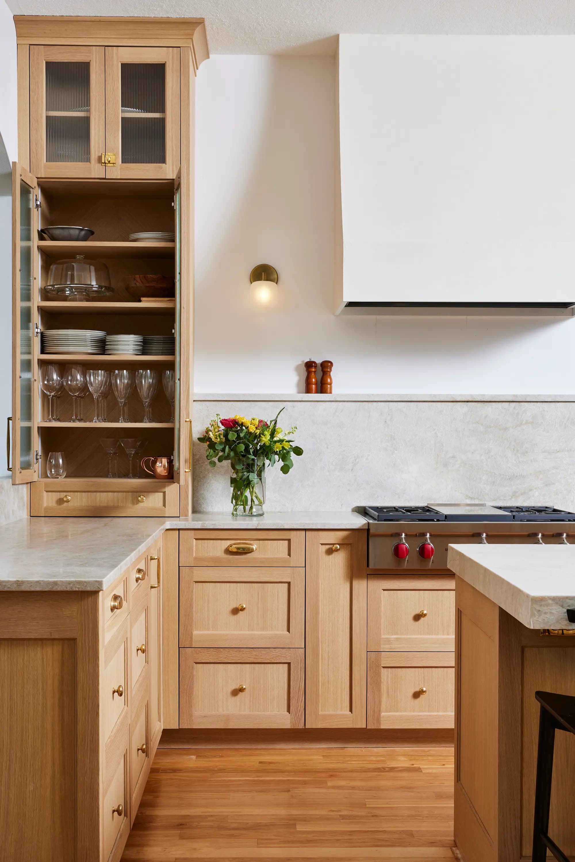 portrait 2x3 proj2 kitchen open display cabinet 009