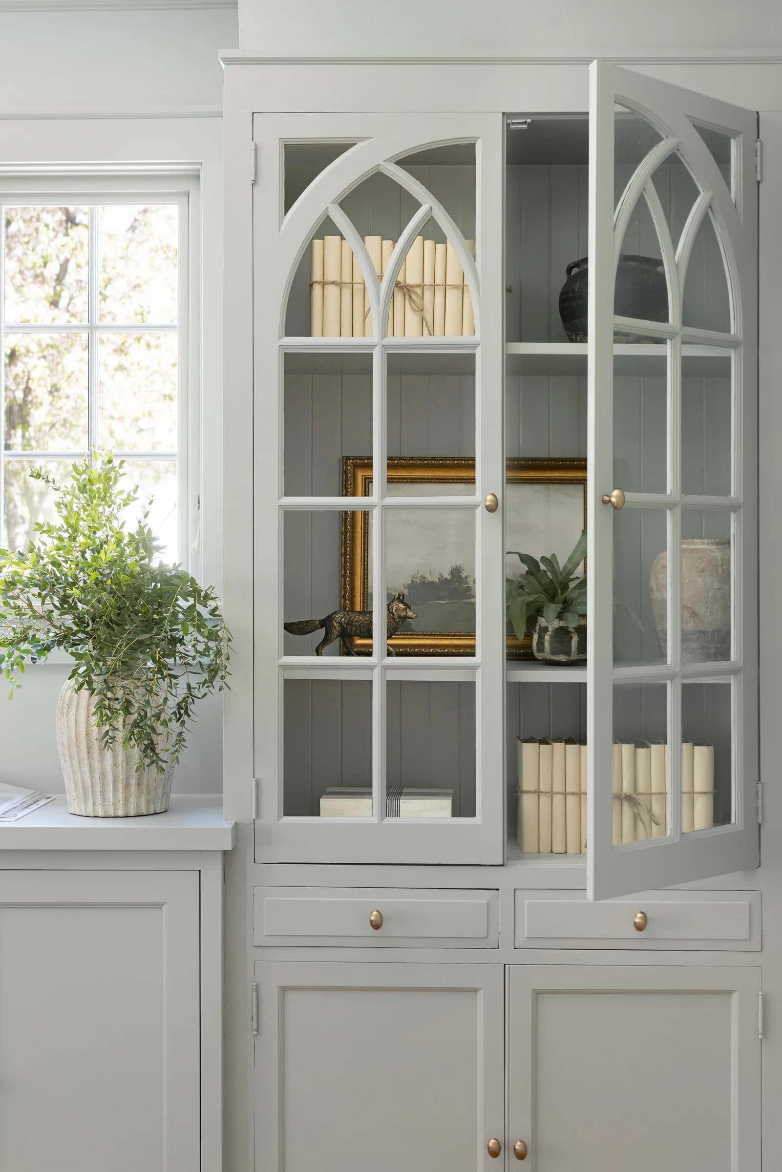 portrait 2x3 proj3 other living arched hutch 009